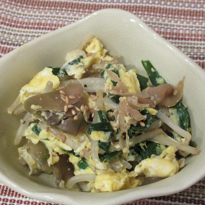 もう一品に!もやしと搾菜の炒め物
